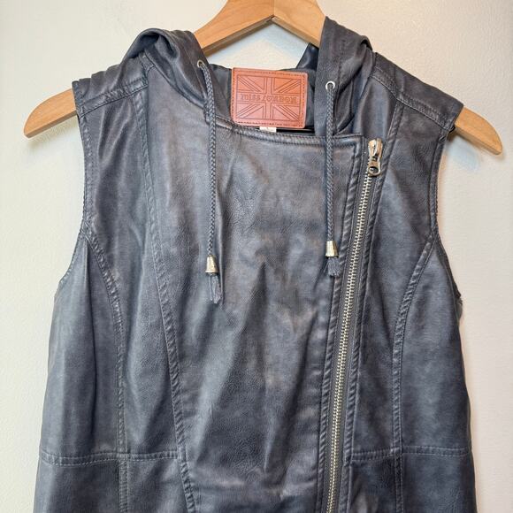 Miss London Women's Faux Leather Zip Hoodie Vest Dark Gray Size Large - Picture 2 of 9